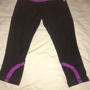 2 pairs athletic leggings